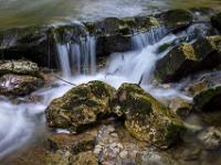 Felsklötze im Jenbach mit Felskaskade